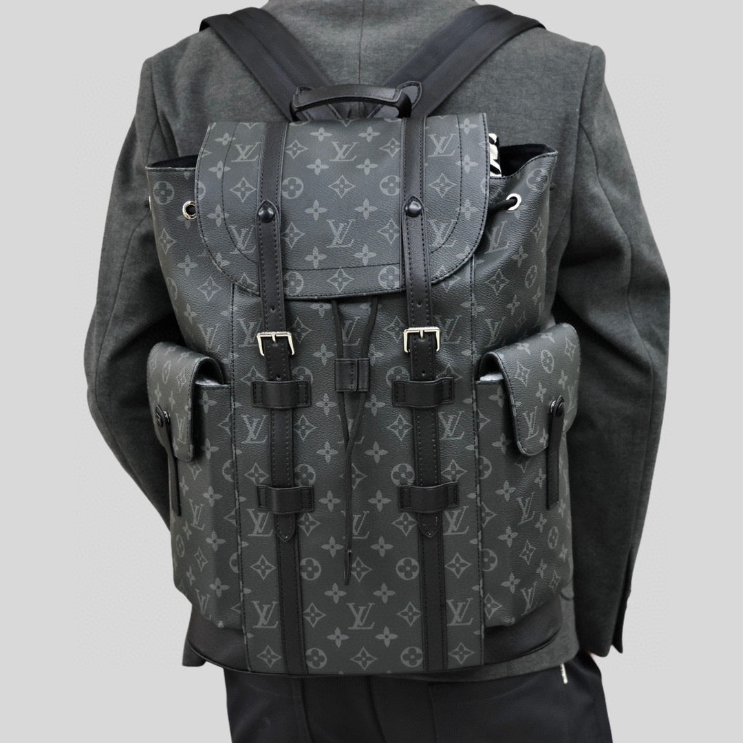 Louis Vuitton Christopher MM