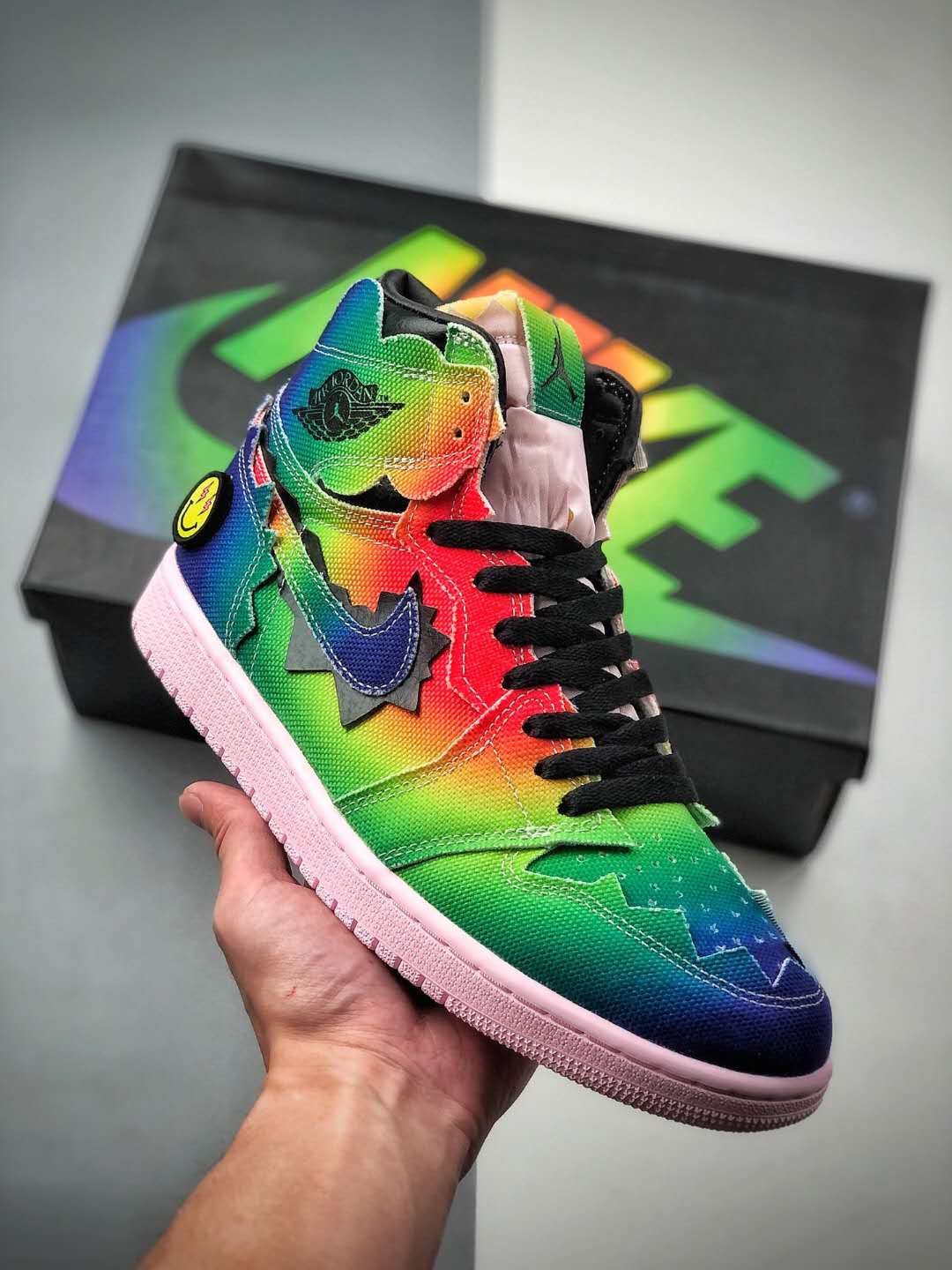 NIKE - AIR JORDAN 1 "JBalvin"